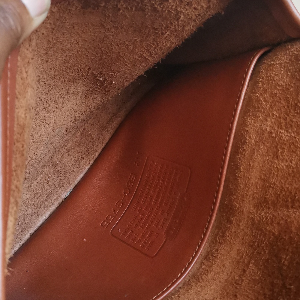 Vintage Coach # 9755Light  Brown Leather Shoulder/Crossbody Bag - Picture 13 of 13